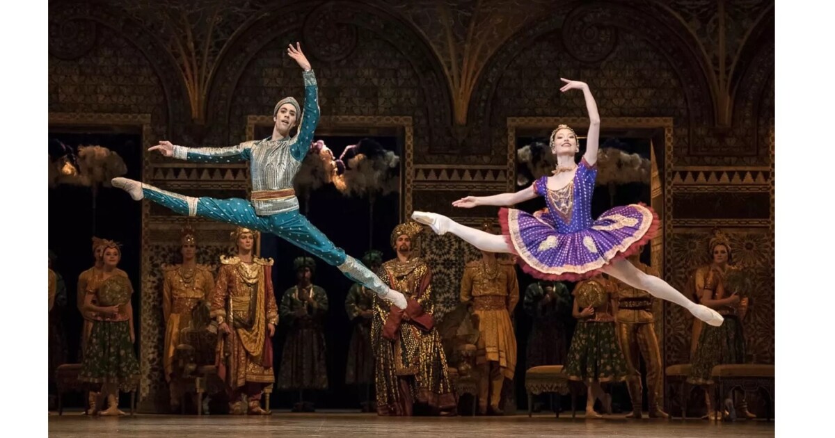 La Bayadère temple scene